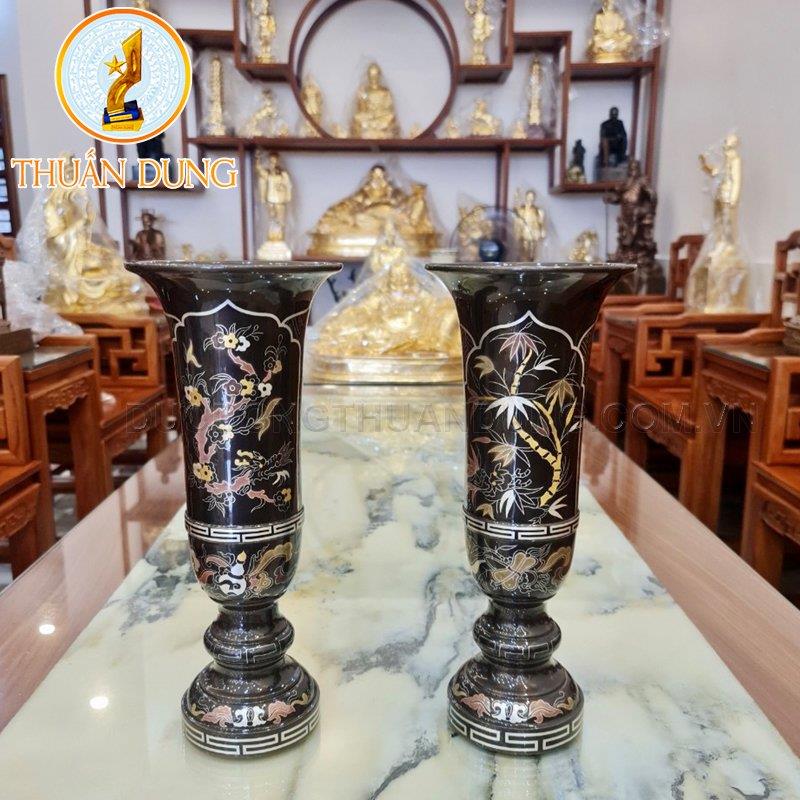 Ống hương bằng đồng khảm tam khí