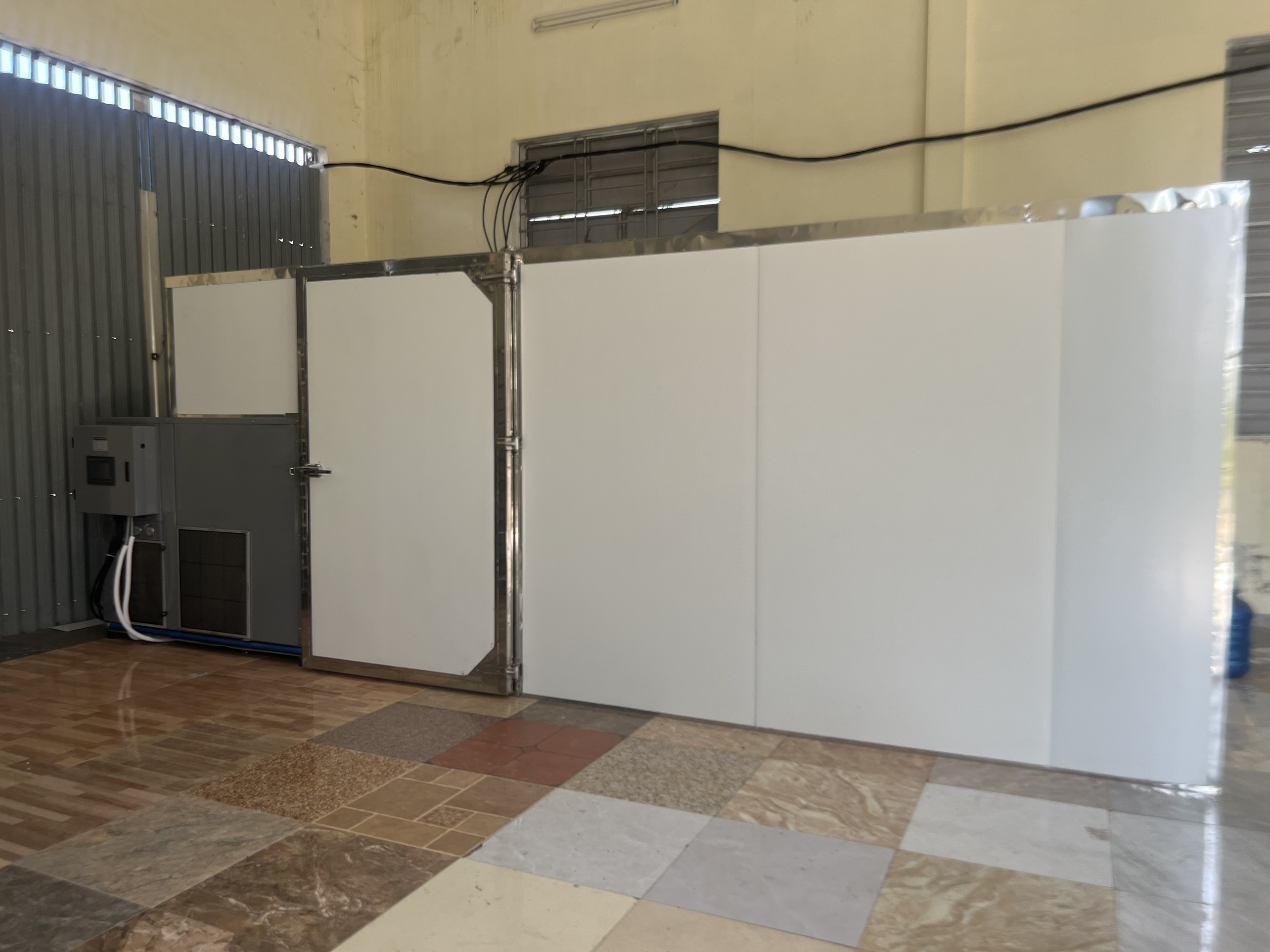 Máy sấy bơm nhiệt