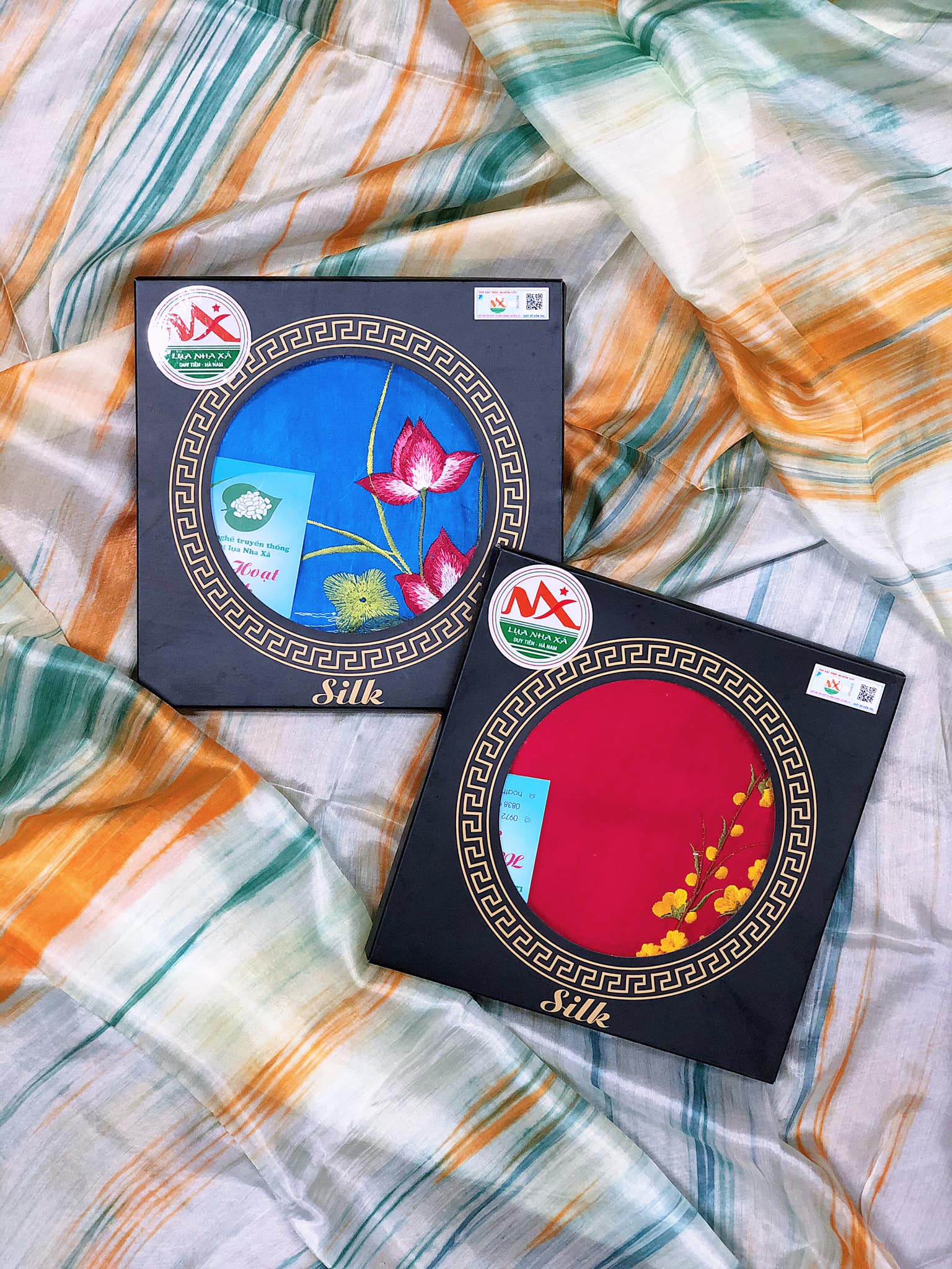 Khăn lụa tơ tằm cao cấp